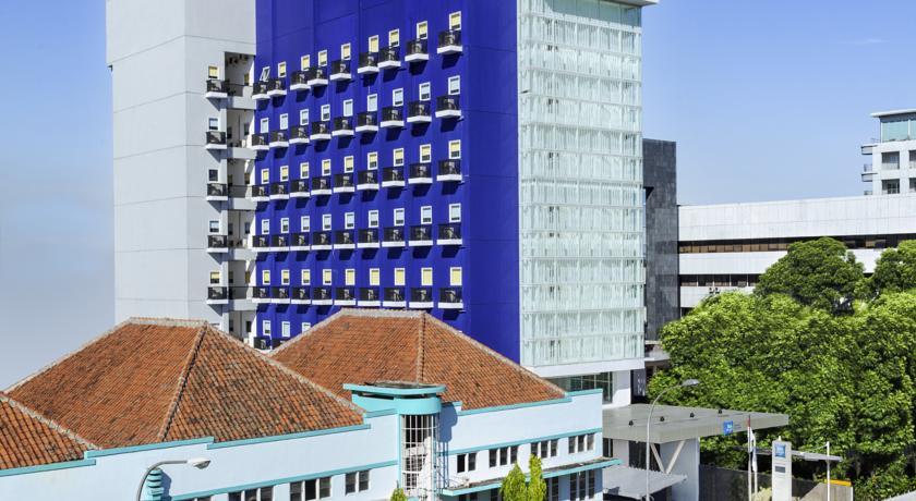 The Suddha Asia Afrika Bandung Ngoại thất bức ảnh